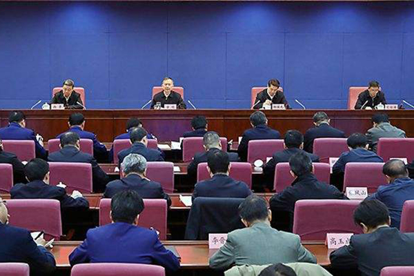 國務(wù)院安委辦、應(yīng)急管理部召開全國煤礦安 全生產(chǎn)工作緊急視頻會議強調(diào) 深刻吸取煤礦重大事故教訓(xùn) 舉一反三抓好風(fēng)險防控 確保歲末年初安 全形勢穩(wěn)定